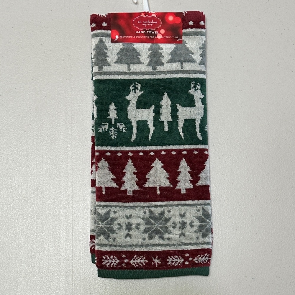 St. Nicholas Square Red and Green Hand Towels